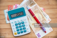 Τι αλλάζει από τη Δευτέρα στο κυνήγι των χρεών προς την Εφορία