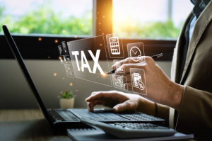 Μειώσεις άμεσων φόρων και αλλαγές στη φορολογική κλίμακα
