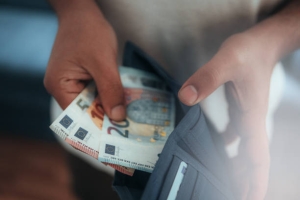 e-ΕΦΚΑ – ΔΥΠΑ: Ο «χάρτης» των πληρωμών ως την Παρασκευή